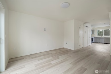 1032 4 Guard St, Friday Harbor, WA 98250 - photo 5