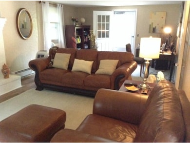 13 Cortland St, Londonderry, NH 03053 - photo 7