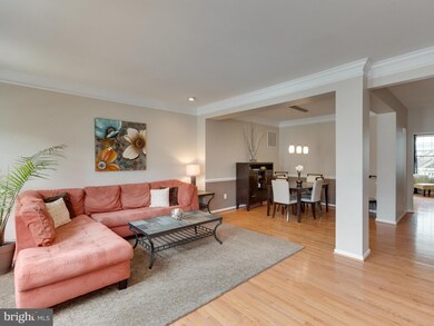 42915 Overly Square, Chantilly, VA 20152 - photo 4