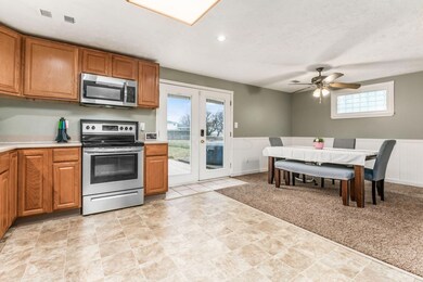 004_f_h 3800 Edendale Rd-1016