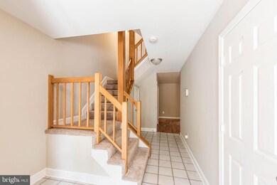 7349 Eden Brook Dr, Columbia, MD 21046 - photo 4