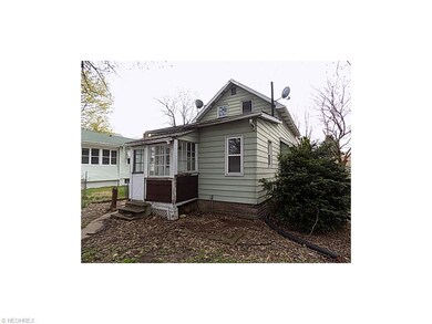 1257 Kohler Ave, Akron, OH 44314 - photo 2
