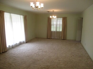 724 Stovall Ave, Picayune, MS 39466 - photo 2