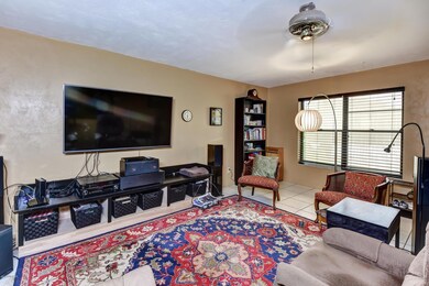 3-Living Room Area