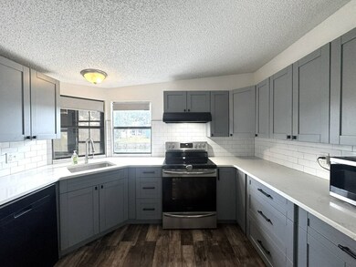 667 Driver Ln, Plant City, FL 33565 - photo 5