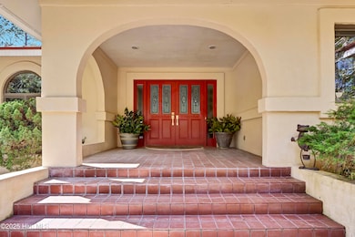 007_p1244031_666