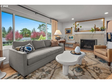 6630 SW Dover St, Portland, OR 97225 - photo 6