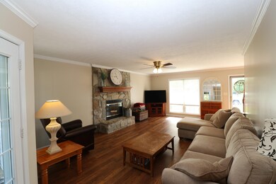 306 Hudson Ln, Jacksonville, NC 28540 - photo 7