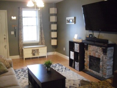 40 Winchester Ln unit 28, Fall River, MA 02721 - photo 3