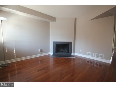 205 Curtis Ct, Chesterbrook, PA 19087 - photo 2