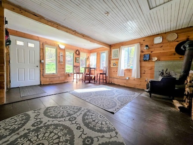 253 Washburn Rd, Stratford, NH 03590 - photo 7