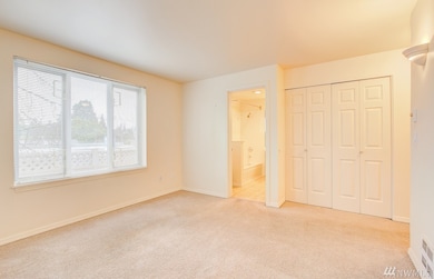5624 Roosevelt Way NE unit 101, Seattle, WA 98105 - photo 5