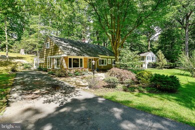 6372 Cavalier Corridor, Falls Church, VA 22044 - photo 2