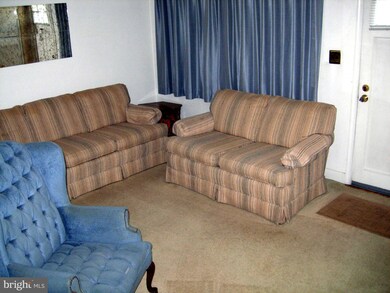 1025 Middlesex Rd, Essex, MD 21221 - photo 7