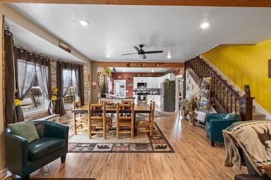 215 S Spruce St, Townsend, MT 59644 - photo 3