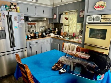 81 Cape Horn Ave, Winter Haven, FL 33880 - photo 5