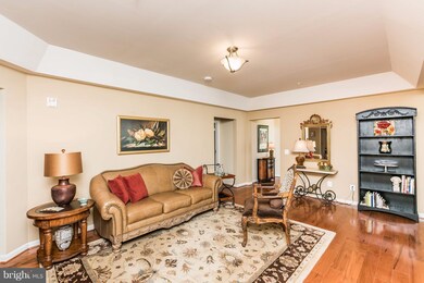 8609 Wintergreen Ct unit 307, Odenton, MD 21113 - photo 6