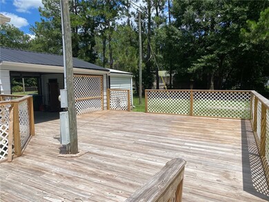 1043 Howard Ln SE, Darien, GA 31305 - photo 6