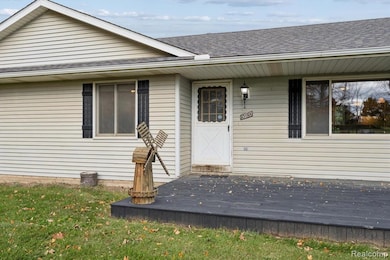 5920 W Coon Lake Rd, Howell, MI 48843 - photo 6