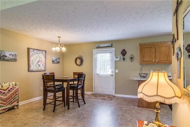 217 Warren Cir, Shelbyville, TN 37160 - photo 6