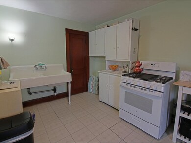 193-195 Elmwood Ave, Burlington, VT 05401 - photo 4