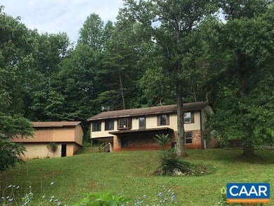 153 Golden Horseshoe Rd, Stanardsville, VA 22973 - photo 3