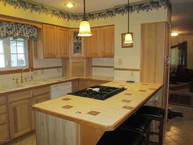 1424 Short Ave, Scranton, PA 18508 - photo 4