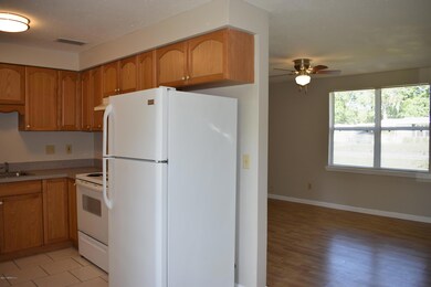 1906 Burkholder Cir E, Jacksonville, FL 32216 - photo 6