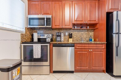 828 SW 2nd St unit 3, Miami, FL 33130 - photo 4