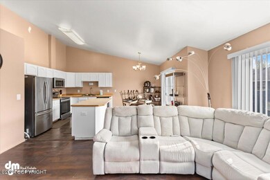 10-Living Room_IMG_8438