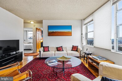 Radnor House unit 615, Bryn Mawr, PA 19010 - photo 4