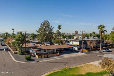 20231013_908-E-Claremont_19
