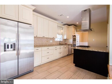 659 Aronimink Place, Drexel Hill, PA 19026 - photo 6