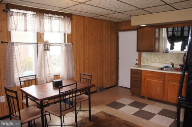 315 Sherman St, Gloucester City, NJ 08030 - photo 4