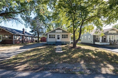 1431 S Ralston Ave, Independence, MO 64052 - photo 4