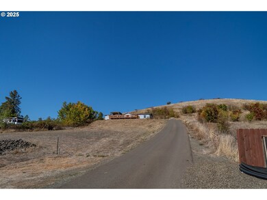2454 Landers Ave, Roseburg, OR 97471 - photo 3