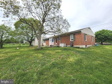 1566 Edenville Rd, Chambersburg, PA 17202 - photo 5