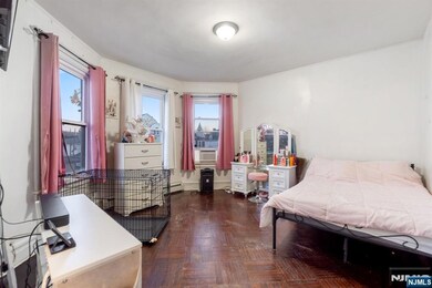 21-23 Leslie St, Newark, NJ 07108 - photo 2