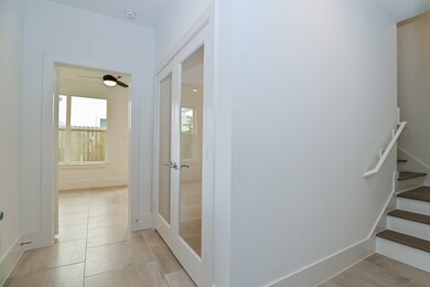 4214 Schuler St unit B, Houston, TX 77007 - photo 7