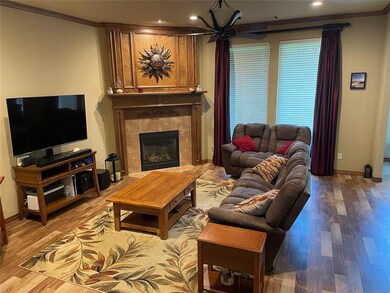 1122 Jacob Dr, Moore, OK 73160 - photo 5