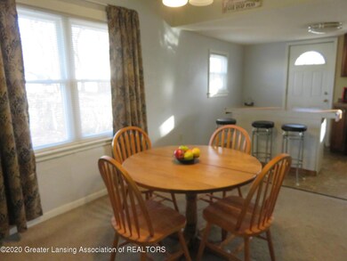 1127 Theodore St, Lansing, MI 48915 - photo 6