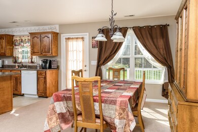 4127 E Jimmy Dr, Rocky Face, GA 30740 - photo 5