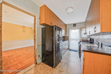 35-24 88th St, Flushing, NY 11372 - photo 7