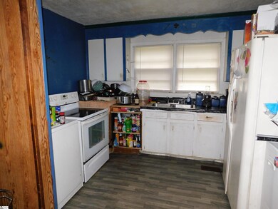 451 Sunnyside Dr, Greer, SC 29651 - photo 7