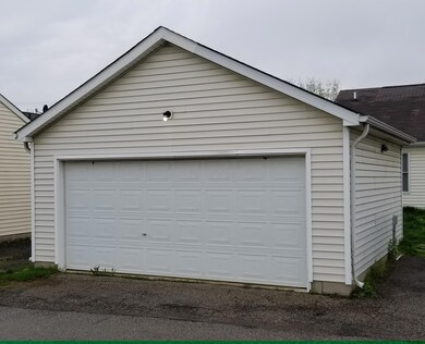 2637 Proclamation way garage