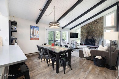 2506_timber_falls_1208_interior_living_c