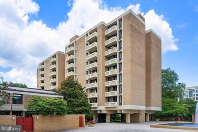 Tiber Island unit W600, Washington, DC 20024 - photo 3