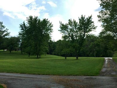 101 Upperwood Ln, Herminie, PA 15637 - photo 3