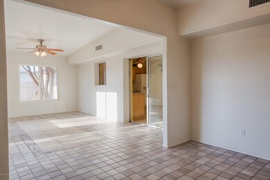 6233 N Oracle Jaynes Station-16