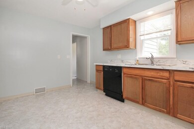 809 Sheffield Rd, Sheffield Lake, OH 44054 - photo 6